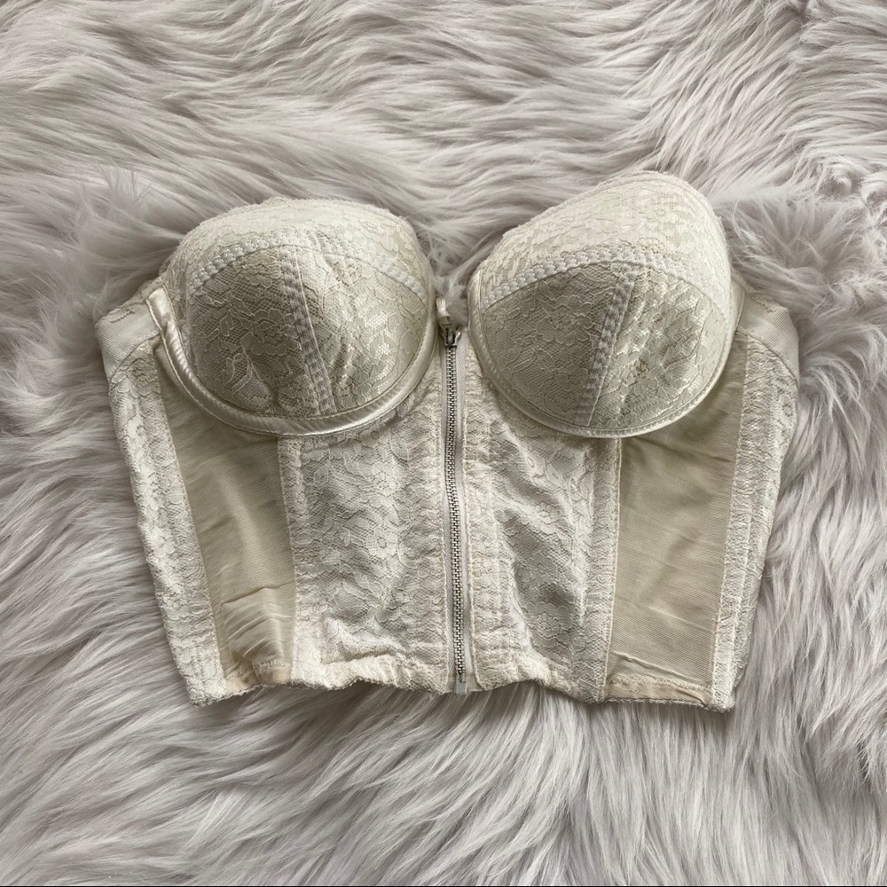 Vintage Elegant Lace Bustier Corset in Cream